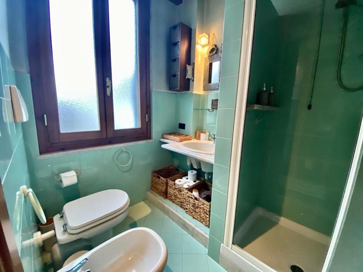 Piccolo Rifugio Con Parcheggio Privato Gratuito Appartement Bergamo Buitenkant foto